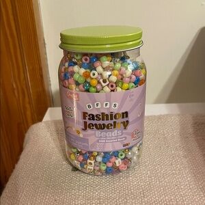 NWT BFFS Jewelry Bead Kit
